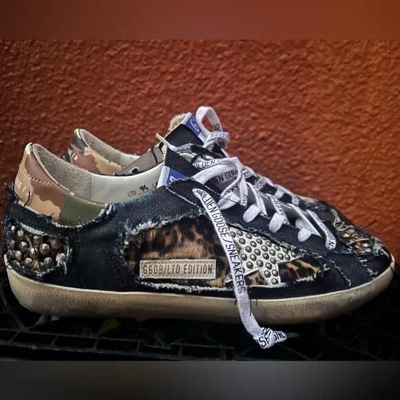 Golden Goose limited edition Superstar sneakers - Picture 1 of 5